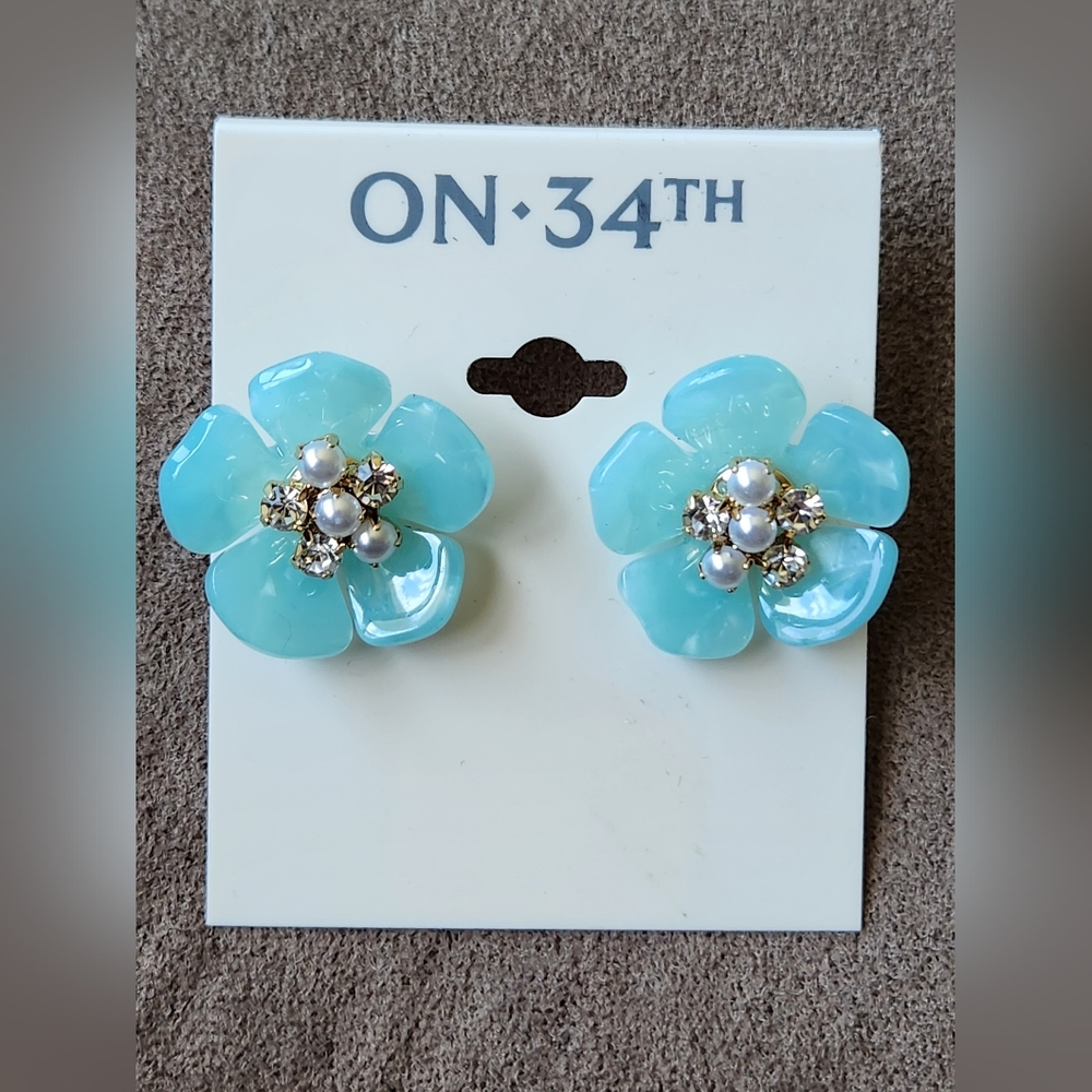 On 34th Flower Earrings Blue NWT